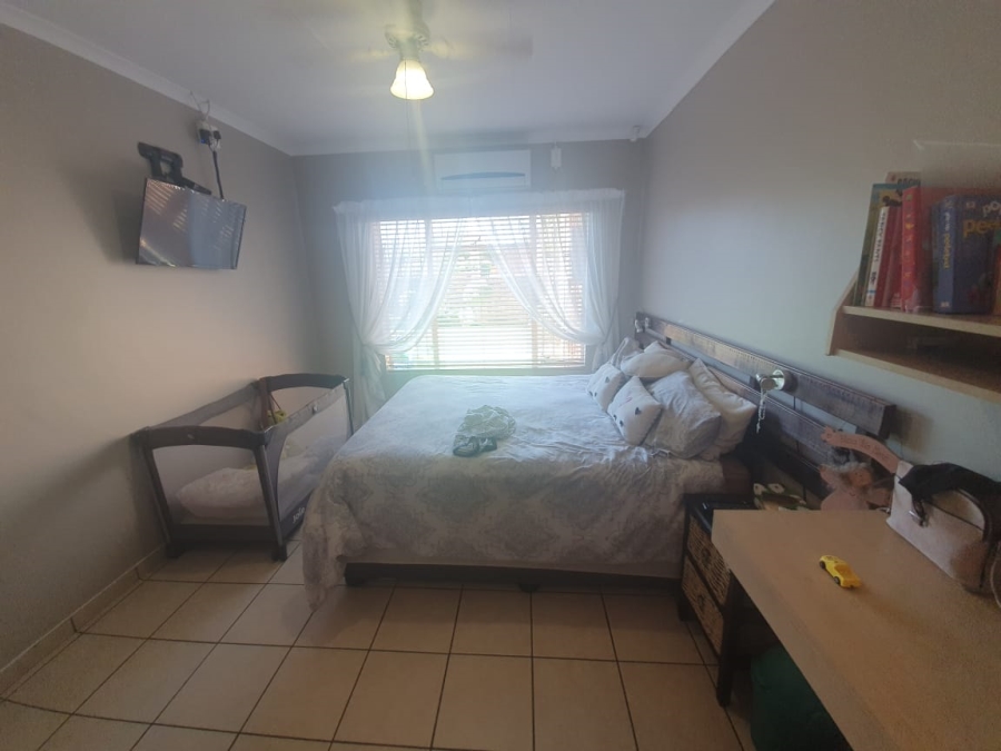 3 Bedroom Property for Sale in Riviera Northern Cape